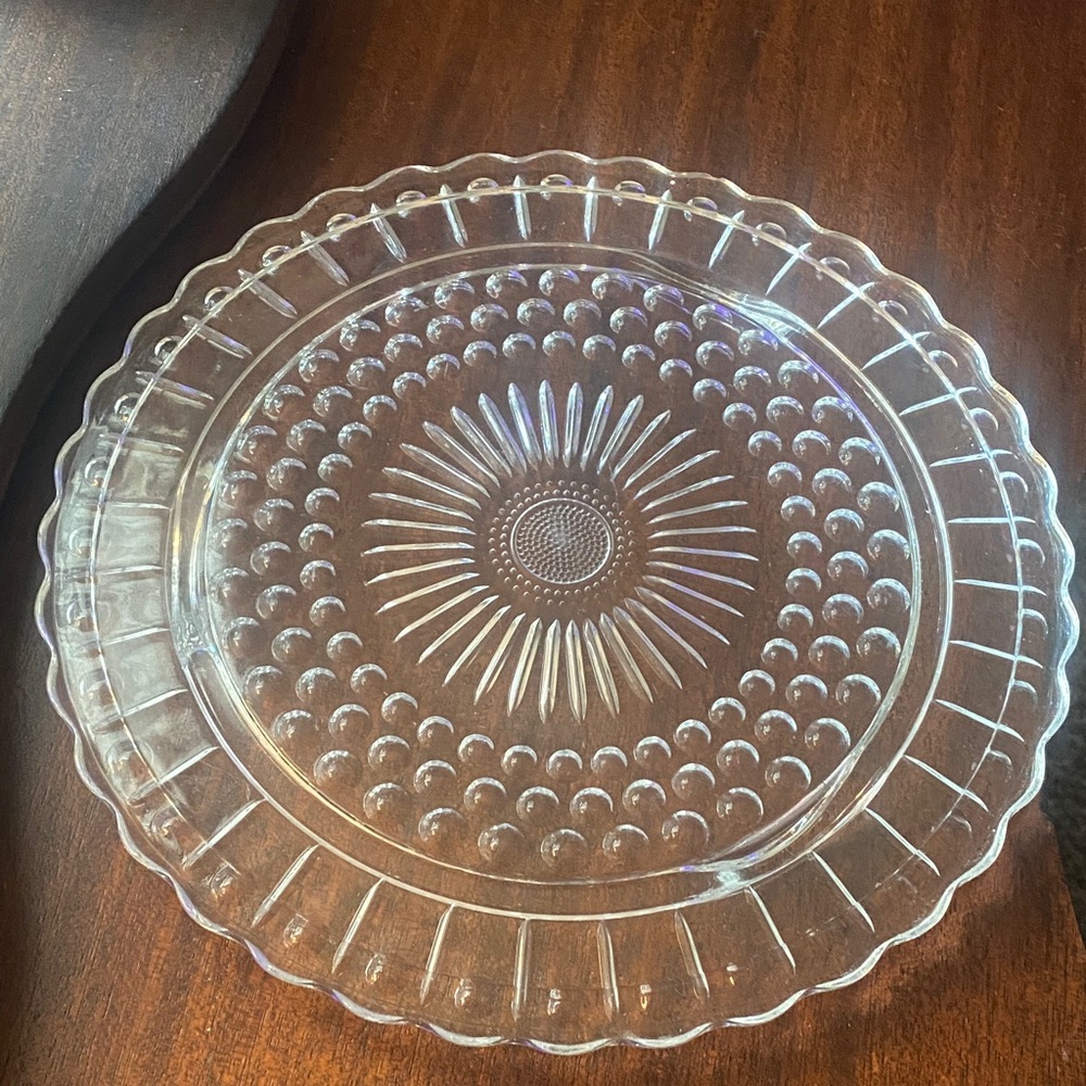 Vintage Federal beaded panel footed cake plate 10”. Great condition
